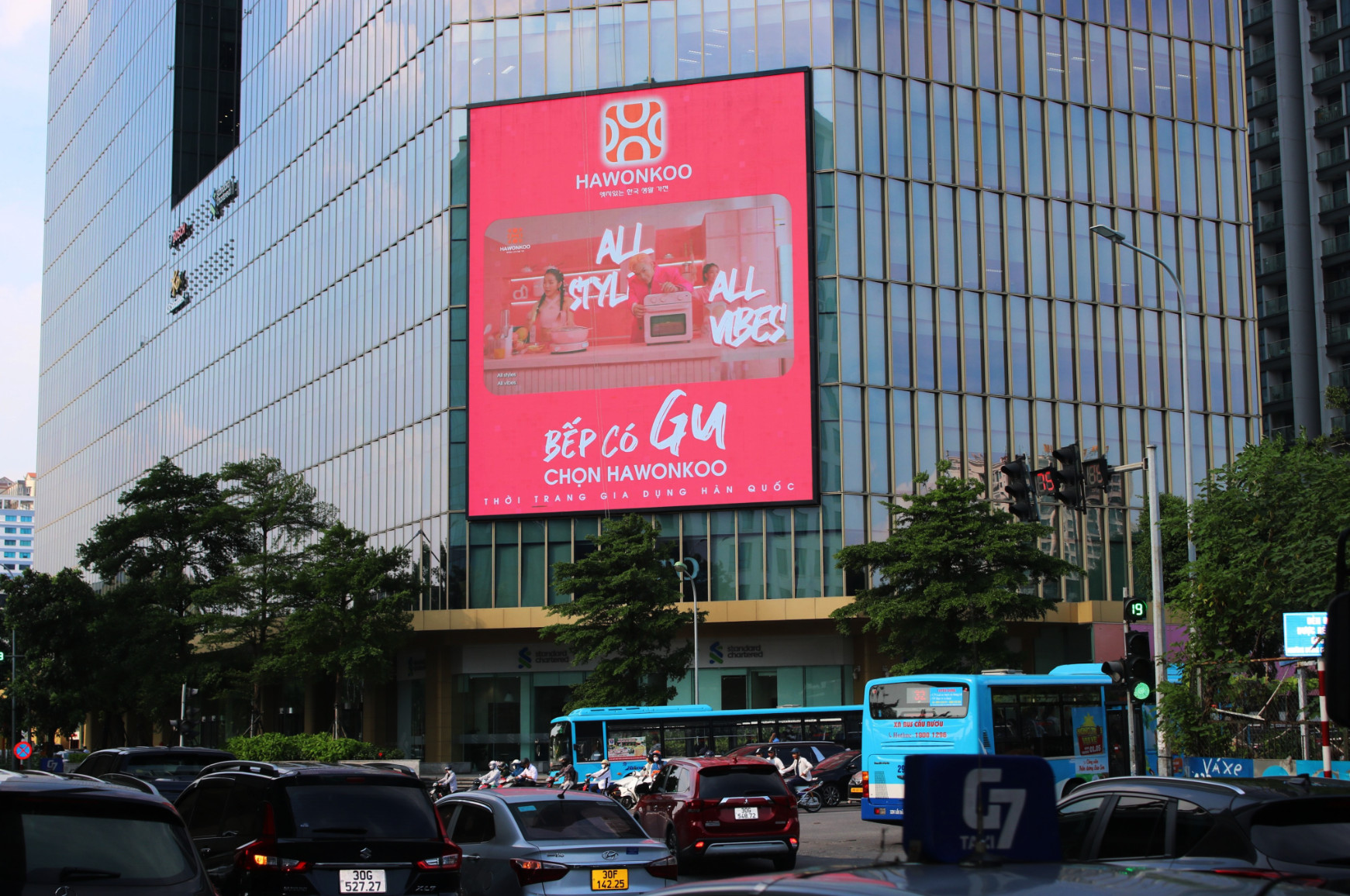 HÌNH ẢNH BẾP CÓ GU - HAWONKOO PHỦ HỒNG KHẮP PHỐ